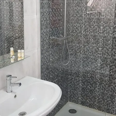 Residencial Solar Da Estacao بارسيلوس